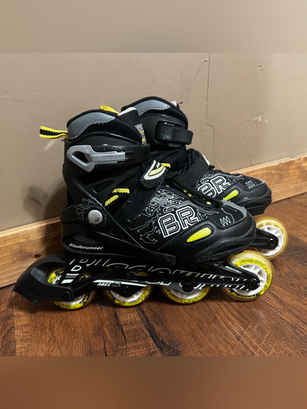 Bladerunner Twist Adjustable Inline Skates | Youth Size 1–4